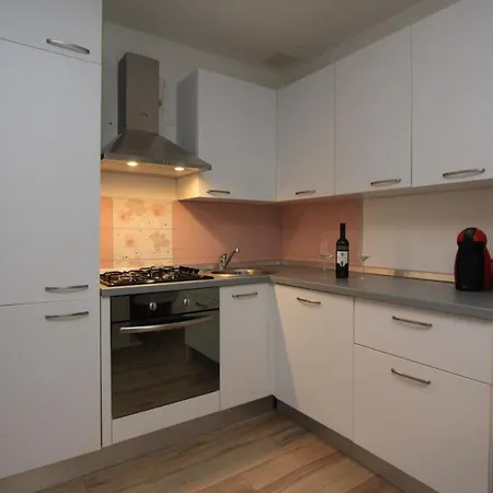 Gospic Riverside Apartment Exterior photo